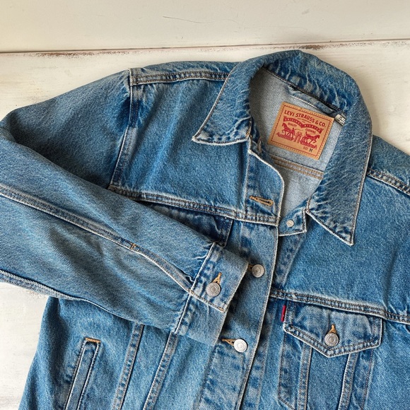 Levi’s ‘Heritage Fit’ Trucker Jacket - Picture 2 of 3